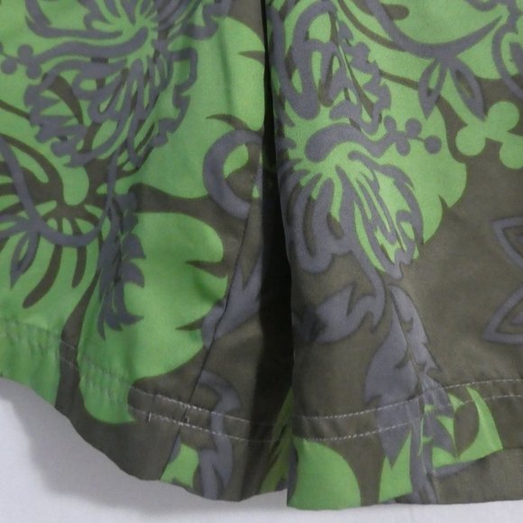 OLD NAVY | size 10 | Tropical Plant Swim Shorts | Mesh Lining - Picture 7 of 15